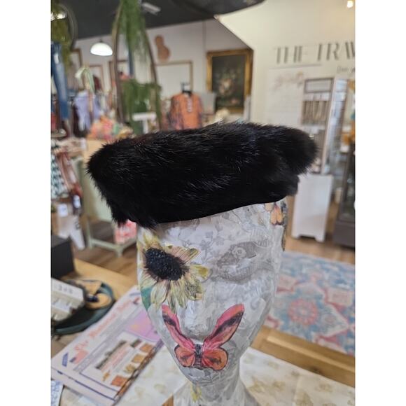 Vintage 1950s Sable Fur Hat With Pin - Picture 2 of 15